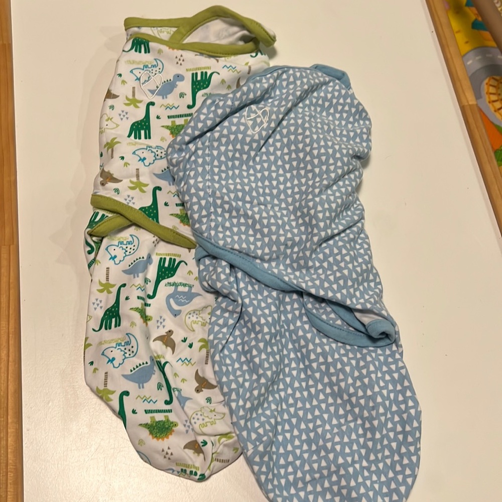 SwaddleMe Set of 2 Easy Swaddles small/medium size
